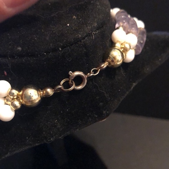 White & clear tubular beaded multi strand necklace​ - Picture 4 of 5